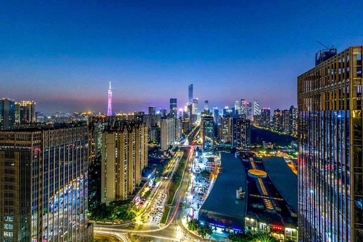 Livetour Hotel Zhujiang New Town Guangzhou Exterior foto